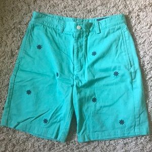 Men’s Vineyards vines shorts